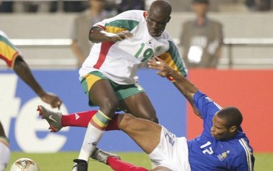 جام جهانی 2014 / 100 لحظه جذاب تاریخ جام جهانی (97_پیروزی عجیب تیم ملی سنگال بر فرانسه)