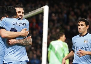 استفان یووتیچ - گایل کلیچی