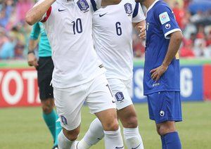 شادی بازیکن کره|کویت 0 - 1 کره جنوبی / جام ملت های آسیا