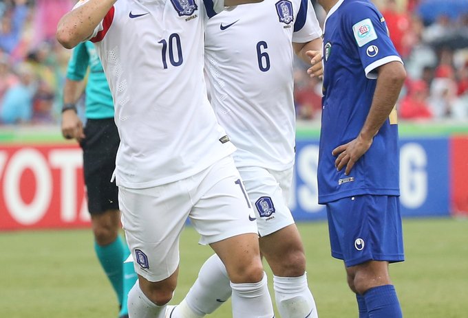 شادی بازیکن کره