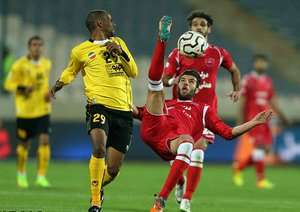 تقابل بازیکنان دو تیم