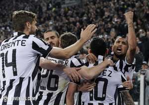 شادی بازیکنان یووه