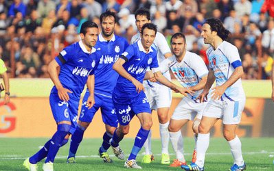 رقابت سرخابی‌ها برای ابقای قلعه‌نویی/ رسیدن به آسیا با راه‌آهن