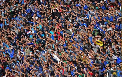 سکانس تاسف‌بار دیدار استقلال – لوکوموتیو/ خودزنی عجیب در آزادی!