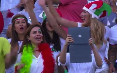 تصاویری از حضور تماشاگران ایرانی در ورزشگاه