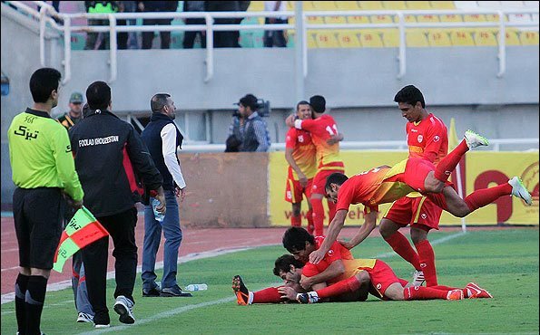 فولاد خوزستان 2 - 0 پرسپولیس تهران