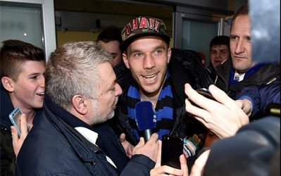 گزارش تصویری | استقبال از مهاجم ژرمن‌ها در میلان