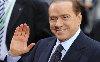 برلوسکونی: بالوتلی باید یاد بگیرد چگونه دروازه حریفان را باز کند. / میلان هنوز پر افتخارترین باشگاه ایتالیا است.