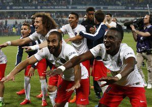 شادی بازیکنان پی اس جی|مون پليه 1 - 2 پاریس سن ژرمن / لوشامپیونه