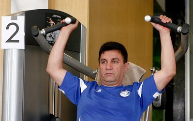 خوشحالی قلعه‌نویی از تمدید قرارداد حیدری و مجوز بیداری به بازیکنان!