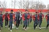 پرسپولیسیها چهارشنبه عصر به رشت میروند/ دردرسر جدید برای نیلسون