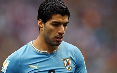 انتقاد شدید رئیس جمهور اروگوئه از حکم فیفا برای سوارز