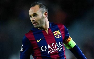 اینیستا: محرومیت بارسلونا فرصت مناسبی برای بازیکنان جوان لاماسیاست / تنها کاندیدایی که برای کسب توپ طلا می‌بینم، مسی است