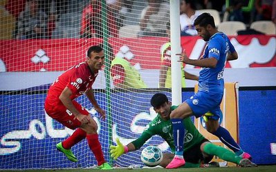 مقایسه هزینه‌های نقل و انتقالات دو تیم سرخابی؛ قراردادهای آپشن‌دار استقلال در مقابل پول‌هایی که عابربانک خرج پرسپولیس می‌کند