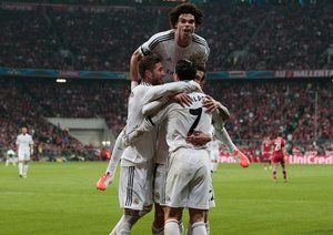 رئال مادرید|خوشحالی روئالی ها بعد از زدن گل چهارم