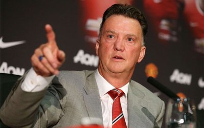 فن‌خال: درباره برنامه‌های باشگاه هیچ چیز به رسانه‌ها نخواهم گفت