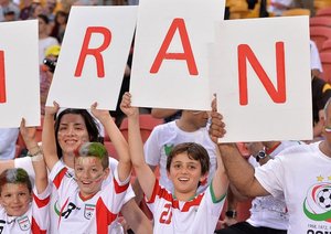 هواداران پرشور ایرانی|ایران 1 - 0 امارات / جام ملت های آسیا 2015