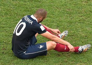 کریم بنزما|عکس العمل بازیکن  تیم ملی فرانسه ، کریم بنزما بعد از  بازی مقابل آلمان.