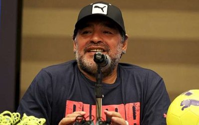 مارادونا باز هم جنجال ساز شد