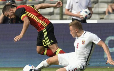 ادن آزار: بلژیک باید همیشه مثل نیمه دوم دیدار با نروژ باشد