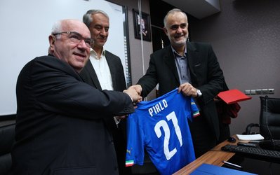 نبی: عنوان بهترین تیم ملی آسیا حق ایران است