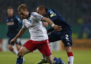 جام حذفی آلمان / مرحله ی سوم|هامبورگ که در خانه از کلن پذيرايي کرد موفق شد با نتيجه‌ دو بر يک به پيروزي برسد.