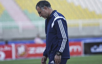 گزارش روز | کودتا علیه «آقا معلم»