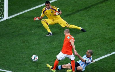 پایان 90 دقیقه: هلند 0 - آرژانتین 0 / دیدار به وقتاضافه کشید