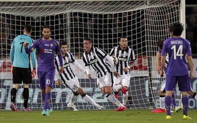 کوپا ایتالیا | فیورنتینا 0 - یوونتوس 3 / بانوی پیر با تلافی شکست دور رفت راهی دیدار فینال شد + خلاصه بازی و گزارش تصویری