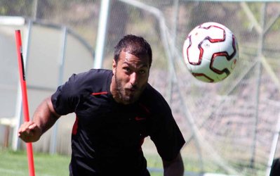 حاشیه‌های تمرین پرسپولیس | تمرین اختصاصی مکانی و تأکید برانکو بر گلزنی مهاجمان