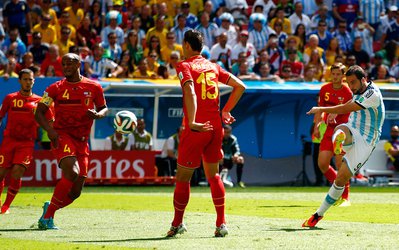 نیمه اول: آرژانتین 1 - بلژیک 0 / پیروزی آرژانتین در نیمه اول با گل زودهنگام هیگواین