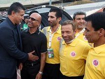 جواد رستم‌زاده | سونـامی در پـدیـده