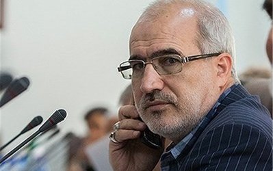 عزیز محمدی: صداوسیما به‌خاطر راه ندادن دوربین‌ها برنامه احمدی‌نژاد را خوب پوشش نداد/موافقان برکناری کفاشیان 2 سال دیگر صبر کنند