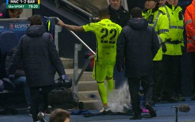 ۱۰ واکنش به یادماندنی بازیکنان به تعویض