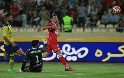 هفته اول لیگ برتر | رضا نوروزی: از تساوی مقابل نفت راضی نیستیم