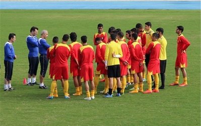 عذرخواهی نماینده سفارت از بی‌توجهی به تیم امید در عمان