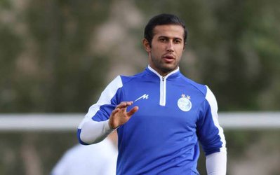 اتفاق روز | عذرخواهی بازیکن فصل گذشته استقلال از هواداران پرسپولیس/تلاش برای بازگشت؟