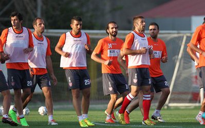 تمرین فردای پرسپولیس، 17:30 در درفشی‌فر