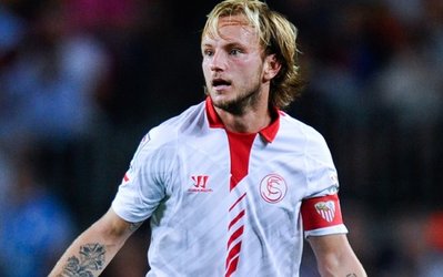 راکیتیچ قراردادش را رسما با بارسلونا امضا کرد/ پیراهن شماره ۴ در اختیار ستاره کرواسی