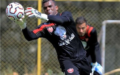 نیلسون سرانجام تمرین کرد/ ناراحتی مهاجم پرسپولیس