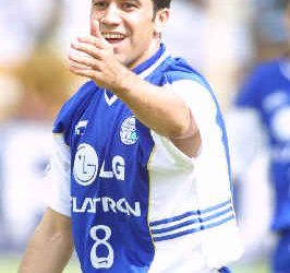 تغییرات در کادر فنی و بازیکنان استقلال باید صورت بگیرد