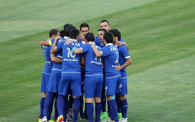 مانوسی‌فر: خطر کسر امتیاز استقلال را تهدید نمی‌کند / توان پرداخت پول به توزی را نداريم!