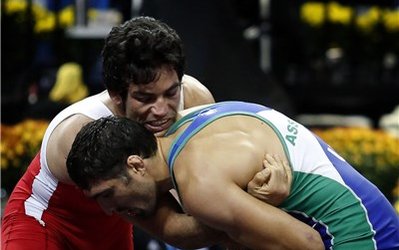 جام جهانی کشتی فرنگی | اخلاقی به مدال برنز رسید