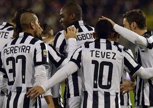 شادی شاگردان آلگری|کالیاری 1 - 3 یوونتوس / سری آ