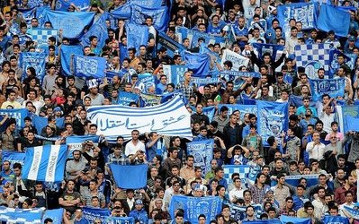 اتفاقی عجیب در سایت باشگاه استقلال/ هواداران آبی، خودشان هم باور ندارند می‌توانند پرسپولیس را ببرند؟