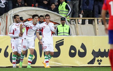 تیم ملی برنده نیمه اول دیدار با کایزرچیف/پورعلی گنجی هم پایش به گل باز شد