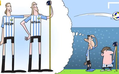 کاریکاتور روز | مسی و دی‌ماریا در حسرت قد باتیستوتا و کرسپو