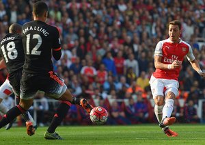 مسوت اوزیل|آرسنال 3 - 0 منچستر یونایتد / لیگ جزیره