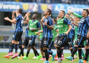 شادی بازیکنان اینتر|کیه وو 0 - 1 اینترمیلان / سری آ / گزارش تصویری