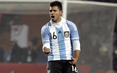 آگوئرو: دمیکلیس باید به تیم ملی آرژانتین دعوت شود
